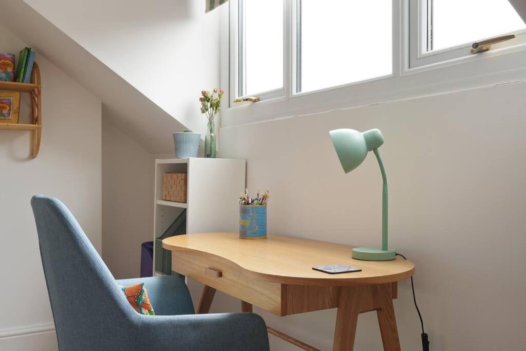 Penryhn House - Spacious 3 Bed Home From Home, Great For Families, Groups & Workers With Free Parking - Hosted By Stay Host Save Sheffield Bagian luar foto